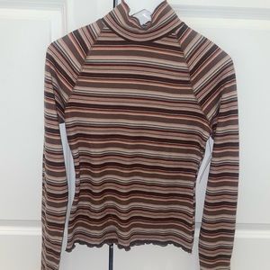 Long sleeve mock neck striped tee